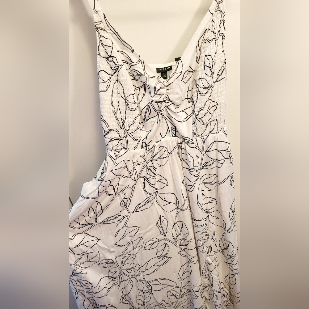 TORRID DRESS 👗 - Picture 3 of 10